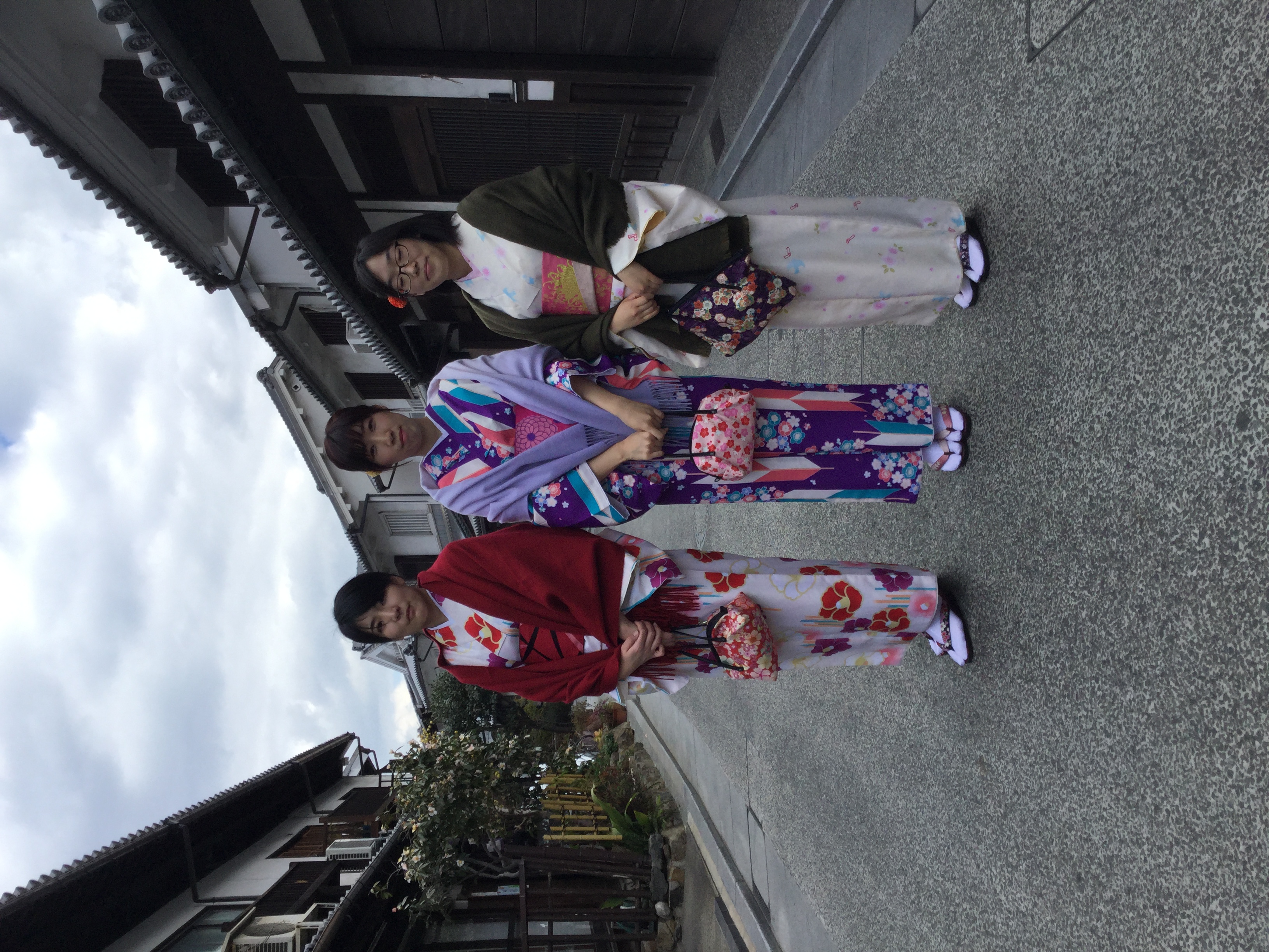 お天気のいいい美観地区です