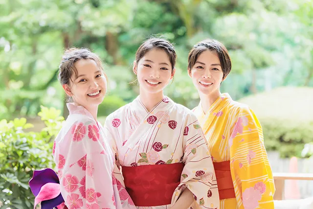 Choose from 1,000 types of cute yukata! No matter which one you choose, the price is fixed and you can rest assured