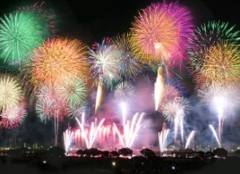 What snacks would you like to eat during a fireworks festival? Make your summer nights even more fun!