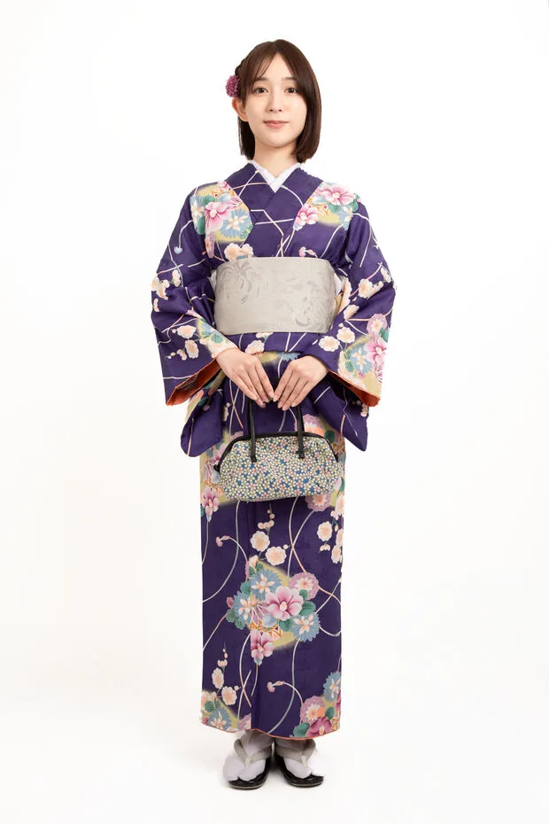Kimono rental: Komon One-Star (VASARA)